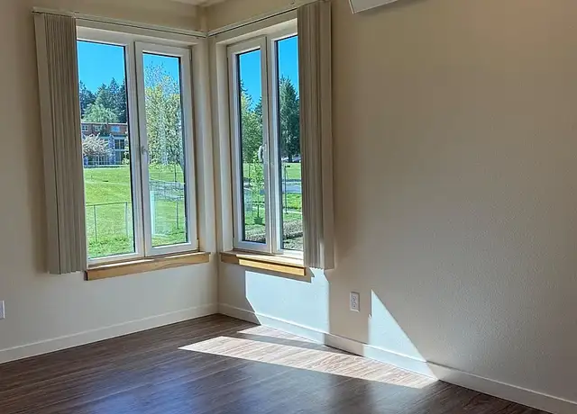 Photo of 3190 Furman Dr, Lake Oswego, OR 97034