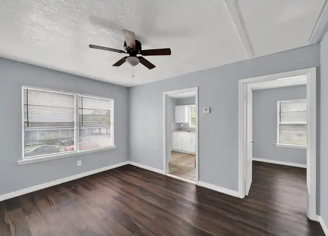 Property at 1009 Witter St Unit B, Pasadena, TX, 77506, 1 bed, 1 bath, [object Object]