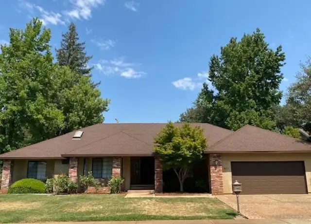 Property at 911 Sunriver Ln, Redding, CA, 96001, 3 beds, 2 baths, [object Object]