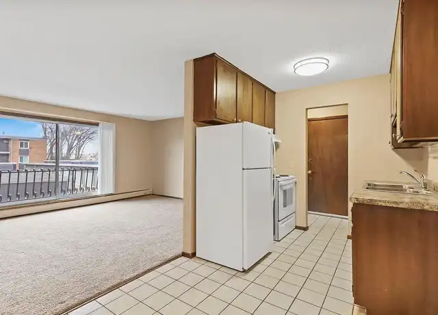 Property at Wexford Commons - 208 W 62nd St, Minneapolis, MN, 55419, 1-2 bed, 1 bath, [object Object]