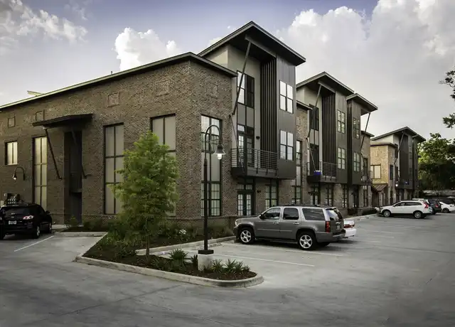 Property at 333 E Boyd Dr #7, Baton Rouge, LA, 70808, 2 beds, 2 baths, [object Object]