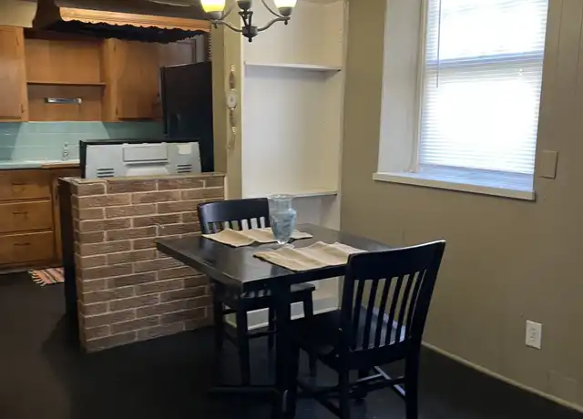 Property at 919 SW Tyler St Unit B, Topeka, KS, 66612, 0 beds, 1 bath, [object Object]
