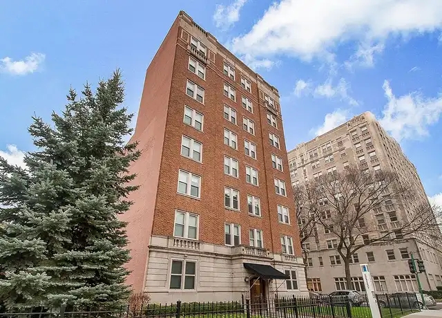 Property at Ivy at Carlson - 1401 E Hyde Park Blvd, Chicago, IL, 60615, 1 bed, 1 bath, [object Object]