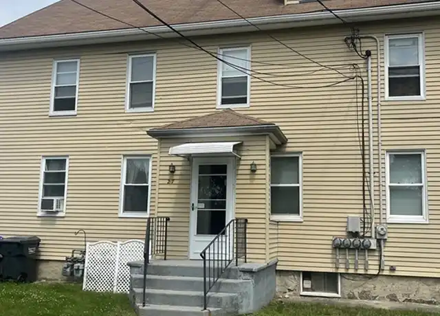 Property at 27 Meade St Unit 1, Milford, MA, 01757, 1 bed, 1 bath, [object Object]
