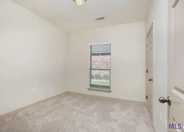 Property at 3315 Southlake Ave, Baton Rouge, LA, 70810, 4 beds, 2 baths, [object Object]