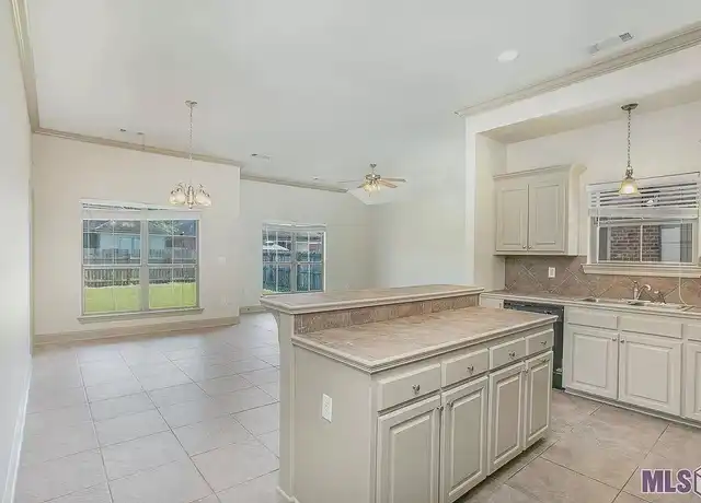 Property at 3315 Southlake Ave, Baton Rouge, LA, 70810, 4 beds, 2 baths, [object Object]