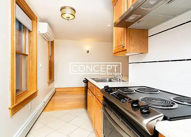 Property at 29 Phillips St, Boston, MA, 02114, 2 beds, 1 bath, [object Object]