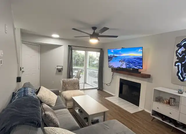 Property at 850 S Tamiami Trl #328, Sarasota, FL, 34236, 1 bed, 1 bath, [object Object]