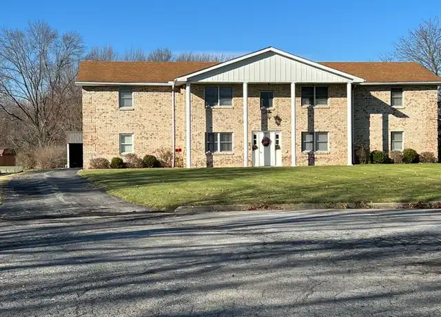Property at 8426 Colwyn Ct Apt 4, Youngstown, OH, 44512, 2 beds, 1 bath, [object Object]