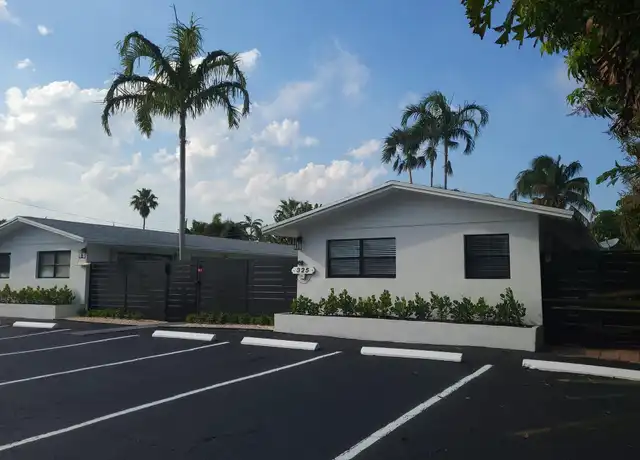 Property at 325 NW 25th St Unit 3, Wilton Manors, FL, 33311, 1 bed, 1 bath, [object Object]