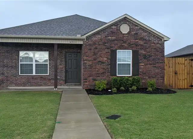 Property at 6511 SW Warrington Rd, Bentonville, AR, 72713, 3 beds, 2 baths, [object Object]