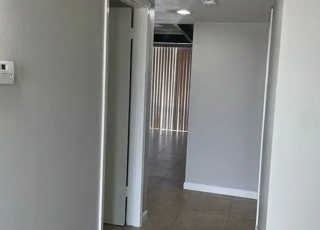 Property at 1820 W Mulberry Dr Unit 206, Phoenix, AZ, 85015, 1 bed, 1 bath, [object Object]