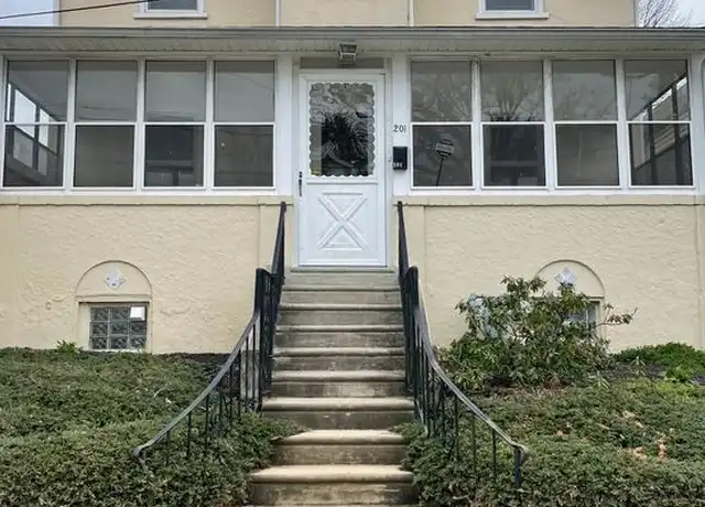 Property at 201 Simpson Rd, Ardmore, PA, 19003, 3 beds, 1.5 baths, [object Object]