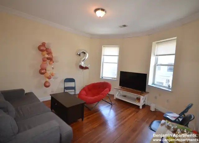 Property at 191 Boylston St Unit 2, Boston, MA, 02130, 5 beds, 2 baths, [object Object]