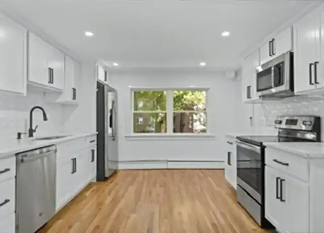 Property at 53 Aldrich Rd Unit A, Watertown, MA, 02472, 2 beds, 1 bath, [object Object]