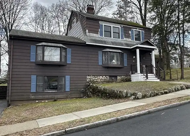 Property at 38 Byron St Unit 2, Wakefield, MA, 01880, 1 bed, 1 bath, [object Object]