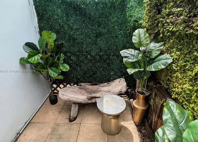 Property at 1004 N 16th Ave #2, Hollywood, FL, 33020, 0 beds, 1 bath, [object Object]