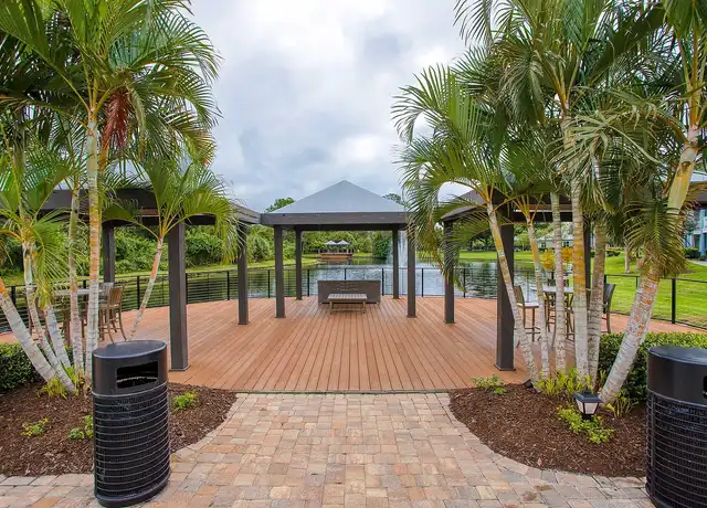 Property at Audubon Village - 5830 Memorial Hwy, Tampa, FL, 33615, 1 bed, 1 bath, [object Object]