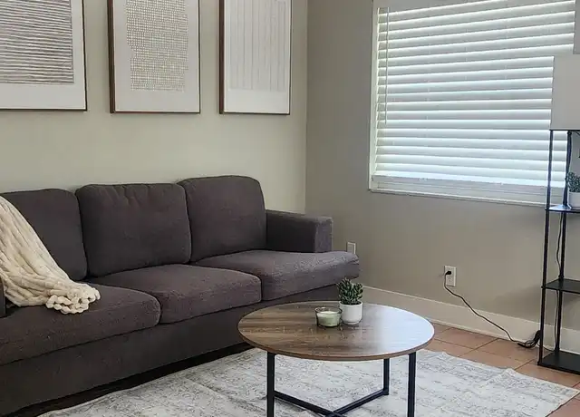 Property at 139 NE Monroe Cir N, St. Petersburg, FL, 33702, 2 beds, 1 bath, [object Object]
