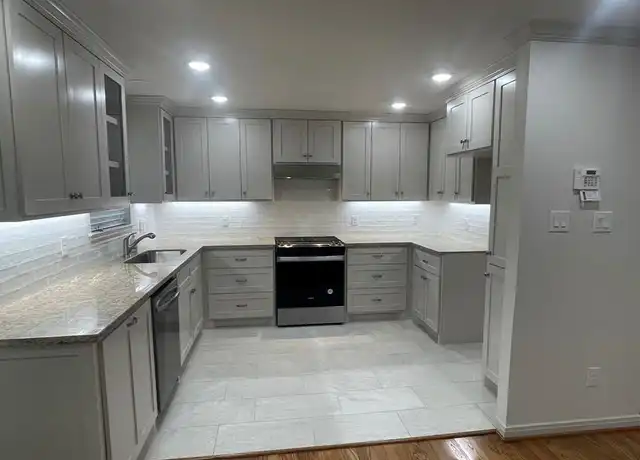 Property at 5127 Keystone St, Houston, TX, 77021, 4 beds, 2 baths, [object Object]
