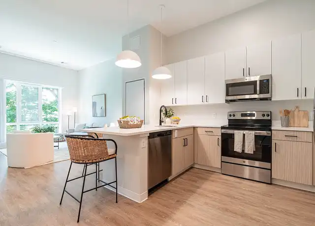 Property at Rozzie - 289 Walk Hill St, Roslindale, MA, 02131, 0-2 beds, 1-2 bath, [object Object]