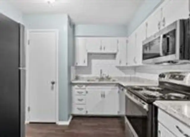 Property at 3 NW O'Brien Rd Unit 12, Lee's Summit, MO, 64063, 2 beds, 1 bath, [object Object]