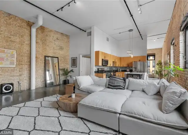 Property at 404 N Washington Ave, Minneapolis, MN, 55401, 1 bed, 1 bath, [object Object]