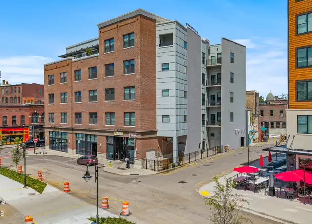 Property at 115 Willow Ave #201, Knoxville, TN, 37915, 2 beds, 2 baths, [object Object]