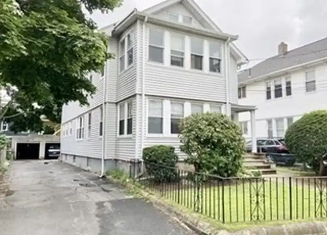 Property at 104 Belmont St Unit 1, Watertown, MA, 02472, 2 beds, 1 bath, [object Object]