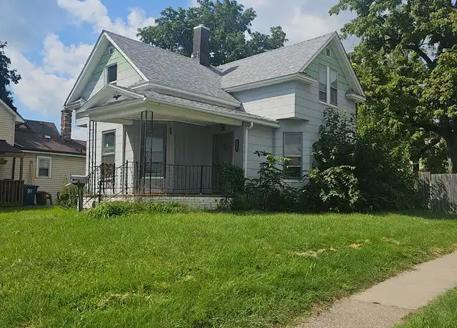 Property at 2002 W 5th St, Davenport, IA, 52802, 4 beds, 2 baths, [object Object]