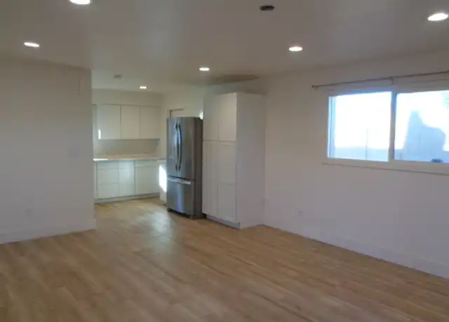 Property at 4334 N 15th Ave Unit C, Phoenix, AZ, 85015, 2 beds, 1 bath, [object Object]
