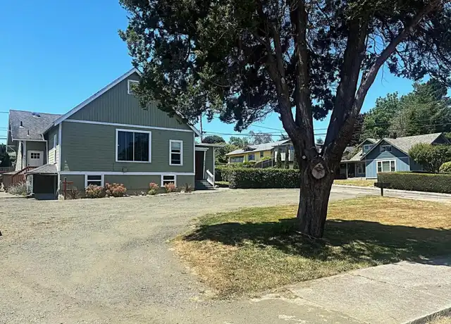Property at 625 Maryland St, North Bend, OR, 97459, 2 beds, 1 bath, [object Object]