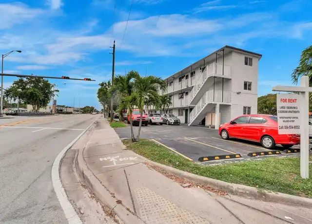 Property at 14190 W Dixie Hwy Unit 19, North Miami, FL, 33161, 2 beds, 1 bath, [object Object]