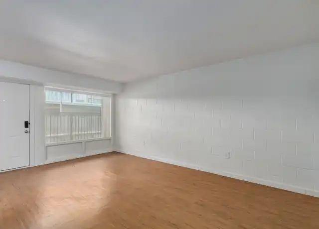 Property at 109 E Broadway Rd Unit 20, Tempe, AZ, 85282, 2 beds, 1 bath, [object Object]