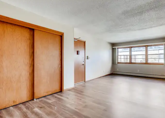 Property at 6737 N Humboldt Ave Unit 6737 04, Minneapolis, MN, 55430, 2 beds, 1 bath, [object Object]