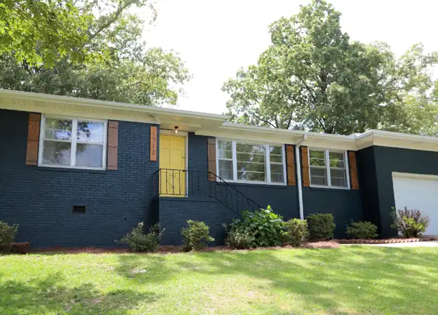 Property at 1712 Oak St NW, Center Point, AL, 35215, 3 beds, 1 bath, [object Object]