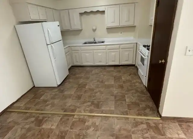Property at 2801 W Custer Ave Unit Custer-218, Milwaukee, WI, 53209, 2 beds, 1 bath, [object Object]