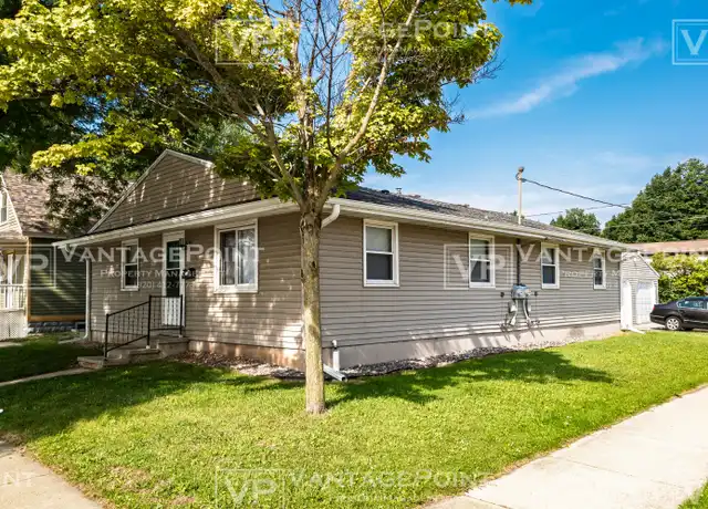 Property at 600 12th Ave, Green Bay, WI, 54303, 2 beds, 1 bath, [object Object]