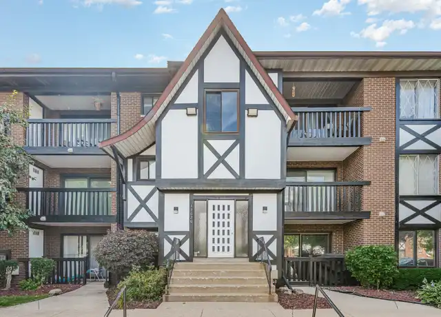 Property at 13620 Lamon Ave #421, Crestwood, IL, 60418, 2 beds, 2 baths, [object Object]