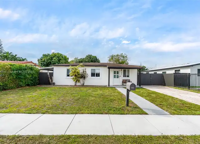 Property at 220 E 62nd St Unit 220, Hialeah, FL, 33013, 3 beds, 1 bath, [object Object]