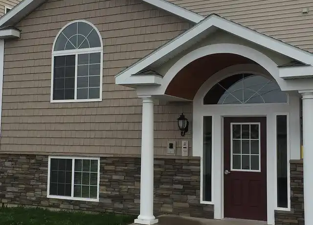 Property at Old Liverpool Point - 706 Old Liverpool Rd, Liverpool, NY, 13088, 1 bed, 1 bath, [object Object]