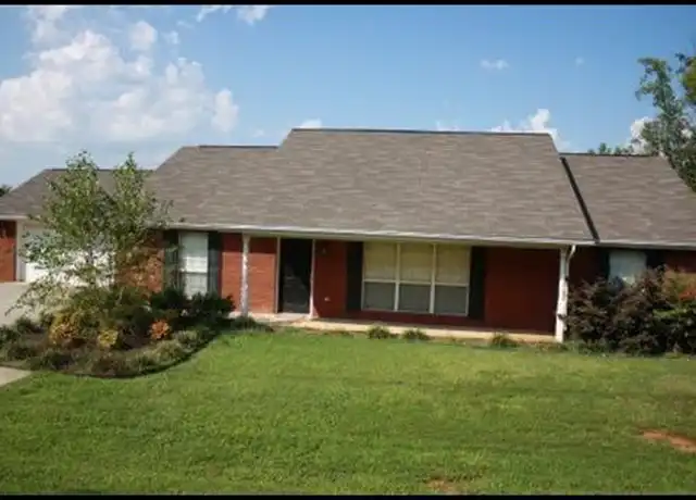 Property at 746 Providence Rd, Maryville, TN, 37804, 3 beds, 2 baths, [object Object]