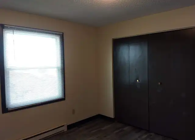 Property at 3143 Eldorado Blvd, Eau Claire, WI, 54701, 2 beds, 1 bath, [object Object]
