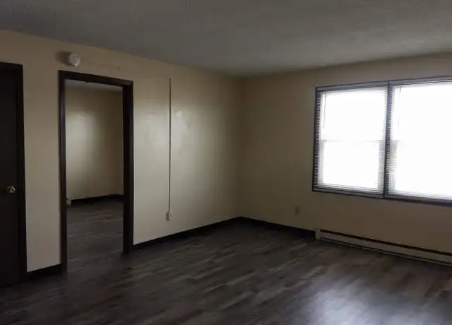Property at 3143 Eldorado Blvd, Eau Claire, WI, 54701, 2 beds, 1 bath, [object Object]