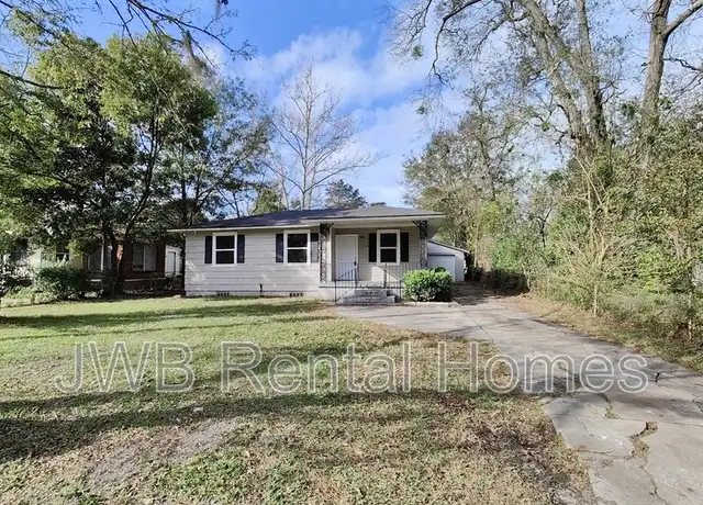 Property at 2028 Prospect St E, Jacksonville, FL, 32254, 5 beds, 2 baths, [object Object]