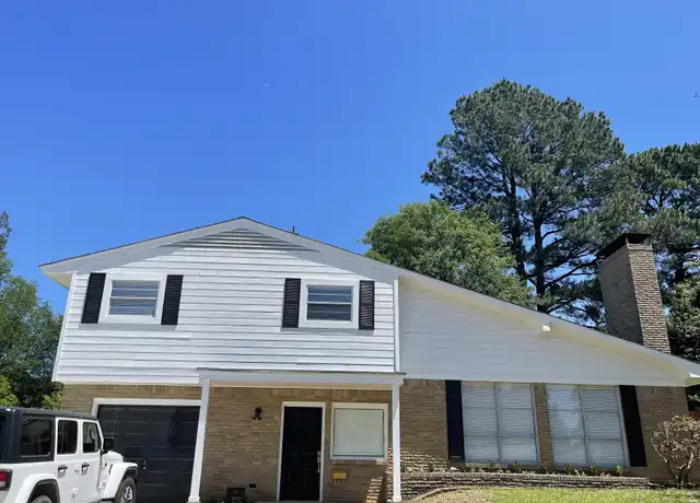 Property at 10 Park Ln, Texarkana, TX, 75503, 3 beds, 1.5 baths, [object Object]
