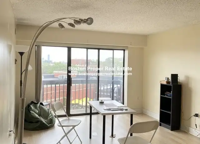 Property at 152 N Beacon St Unit B2, Boston, MA, 02135, 2 beds, 1.5 baths, [object Object]