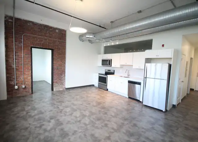 Property at 151 Chestnut St Unit 220, Springfield, MA, 01103, 1 bed, 1 bath, [object Object]
