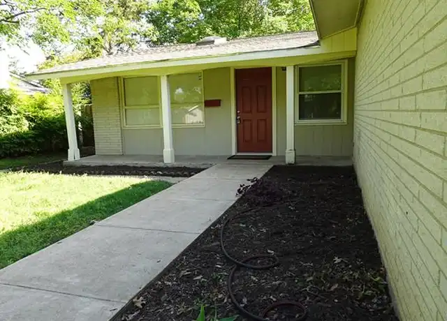 Property at 811 Vinecrest Ln, Richardson, TX, 75080, 4 beds, 2.5 baths, [object Object]