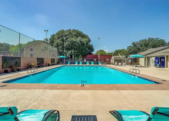Property at The Highlands - 1600 Lake Shore Dr, Waco, TX, 76708, 1-3 bed, 1-2 bath, [object Object]